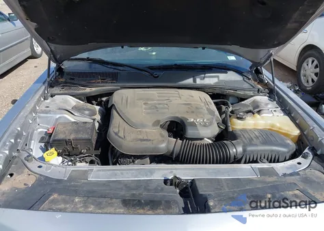 2016 Dodge Challenger Sxt z USA, uszkodzony, nr VIN 2C3CDZAGXGH352675